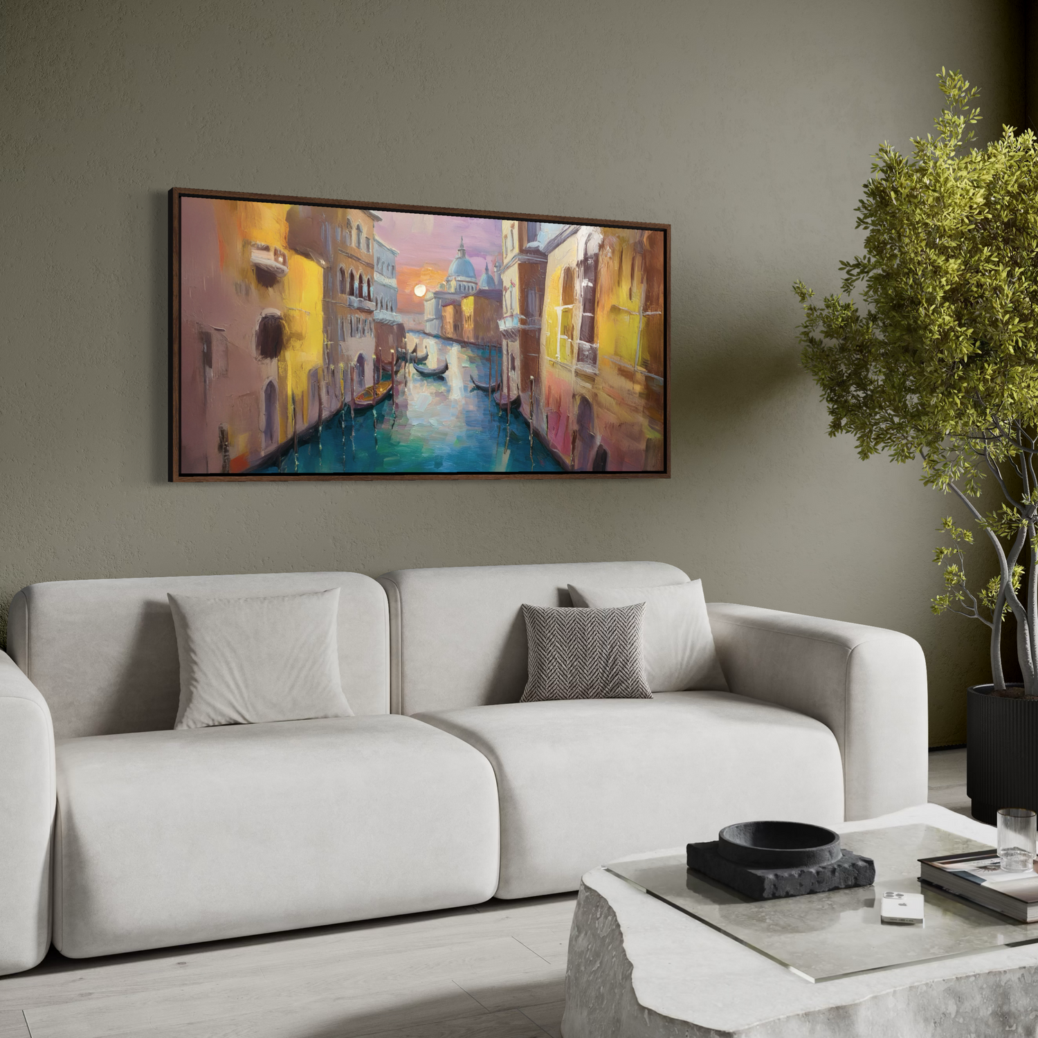 Venice Charm